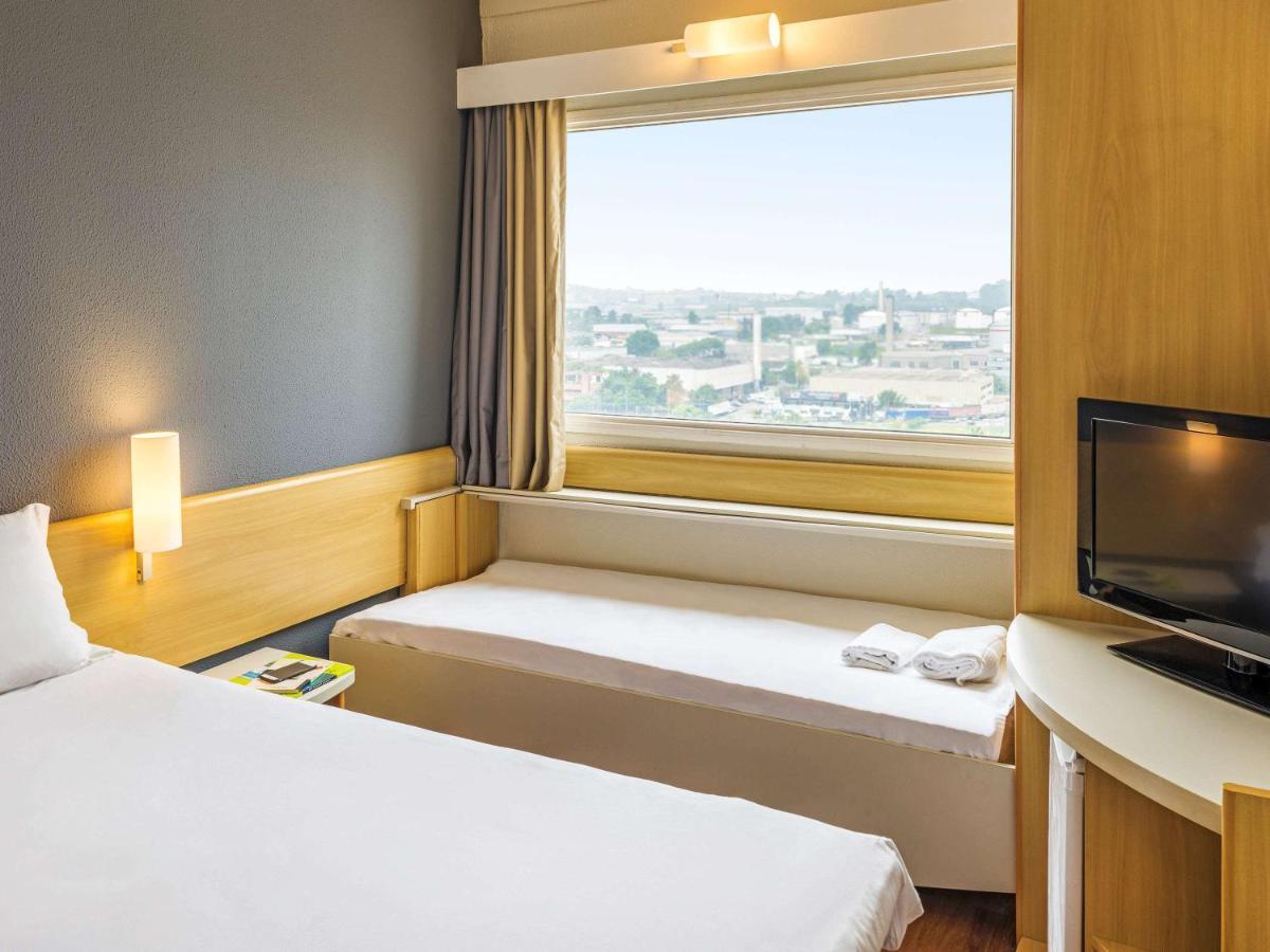 Ibis Tambore Баруері Екстер'єр фото